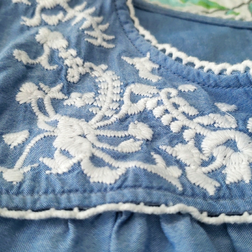 Talbots Embroidered Tassle Top  M